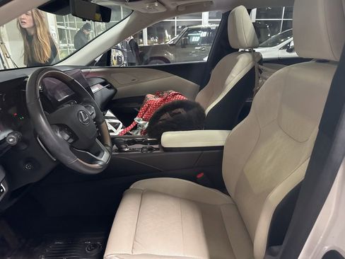 Used 2023 Lexus RX 350 image 4