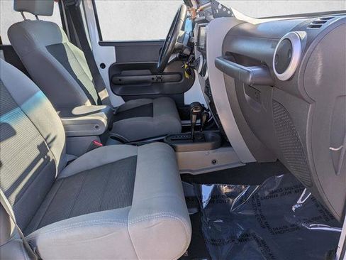 Used 2010 Jeep Wrangler Unlimited Sahara w/ Trailer Tow Group image 22