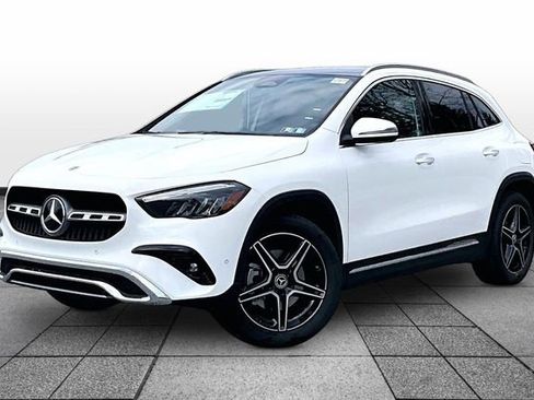 New 2026 Mercedes-Benz GLA 250 4MATIC image 2