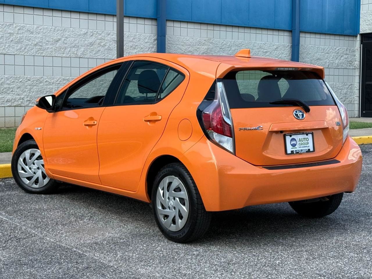 Used 2016 Toyota Prius C Two FWD image 7