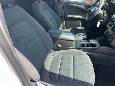 Used 2023 Ford Escape FWD image 13