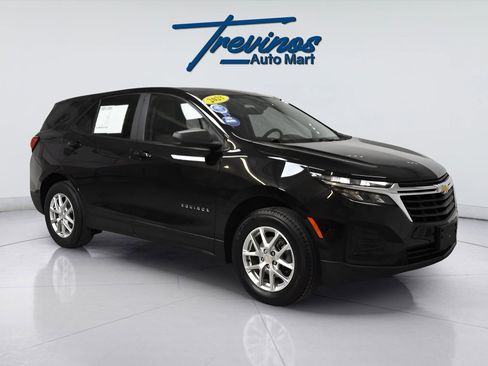 Used 2023 Chevrolet Equinox LS AWD/4WD image 1