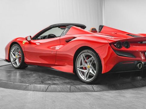 Certified 2021 Ferrari F8 Tributo image 6