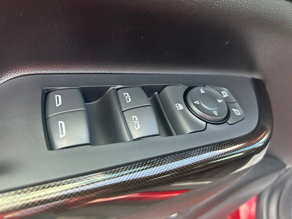 Certified 2023 GMC Acadia AT4 w/ LPO, Adventure Package AWD/4WD image 19