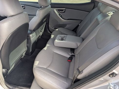 Used 2012 Hyundai Elantra Limited image 21