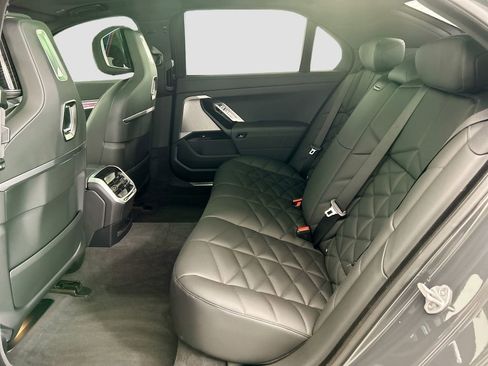 Used 2026 BMW 740i w/ Premium Package RWD image 20