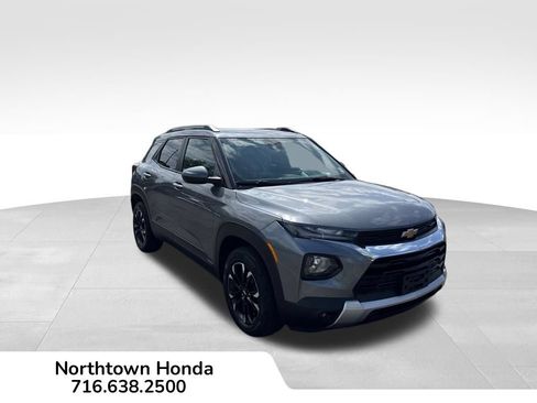 Used 2022 Chevrolet TrailBlazer LT AWD/4WD image 1