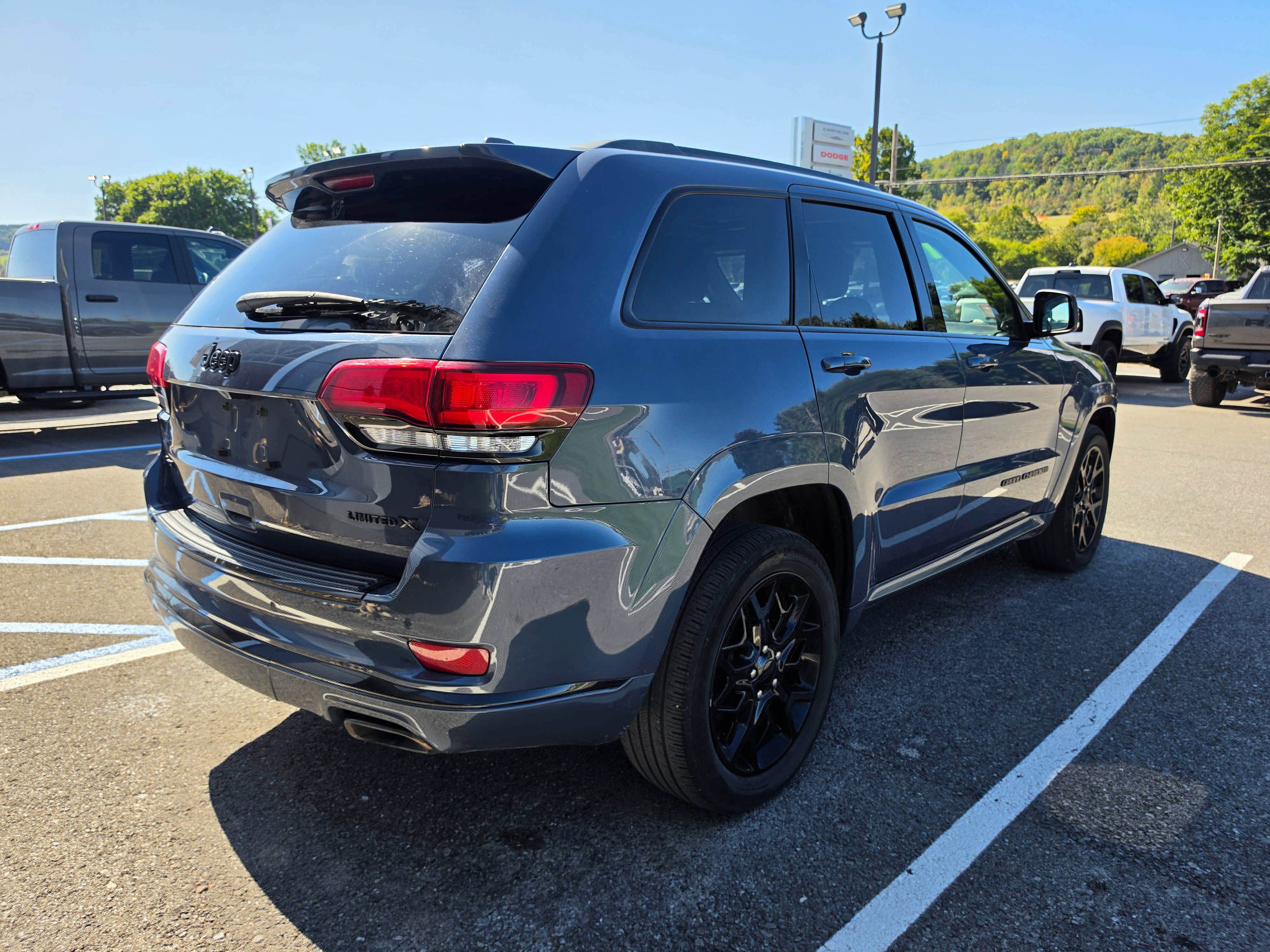 Used 2021 Jeep Grand Cherokee Limited X AWD/4WD image 3