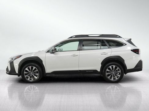 Used 2024 Subaru Outback Limited AWD/4WD image 2