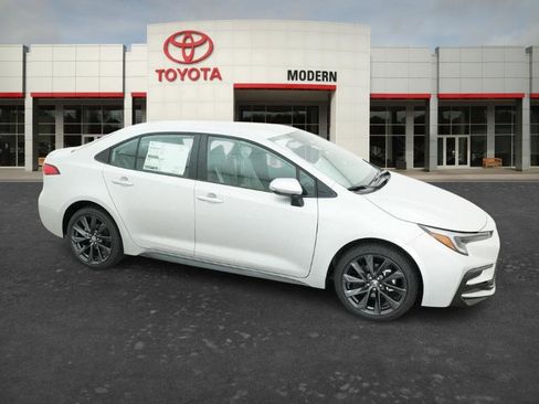 New 2026 Toyota Corolla SE FWD image 4