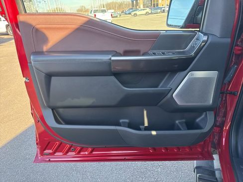 Used 2021 Ford F150 Lariat w/ Equipment Group 502A High image 28