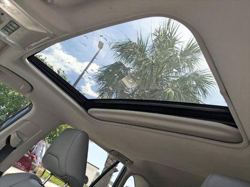 Certified 2021 Toyota RAV4 XLE Premium FWD image 21