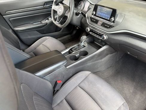 Used 2023 Nissan Altima 2.5 S FWD image 15