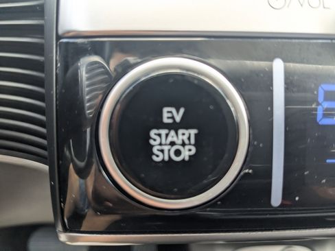 Used 2024 Hyundai Ioniq 5 SEL image 37