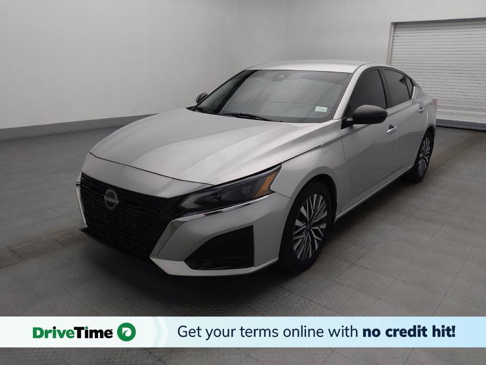 Used 2024 Nissan Altima 2.5 SV FWD image 1