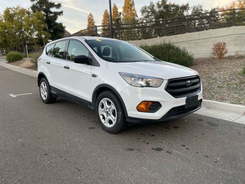 Used 2018 Ford Escape S image 1