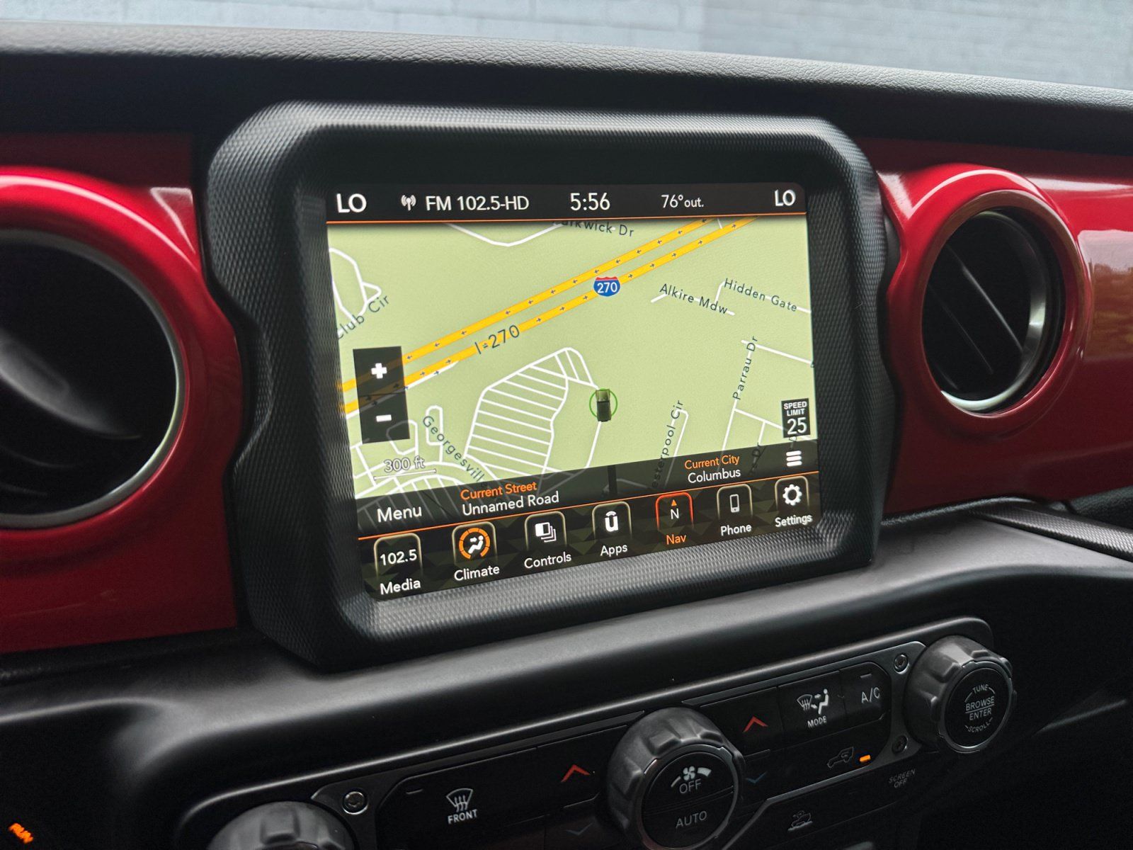 Used 2021 Jeep Wrangler Unlimited Rubicon 4xe AWD/4WD image 17