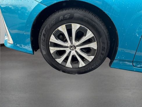 Used 2020 Toyota Prius Prime XLE image 12