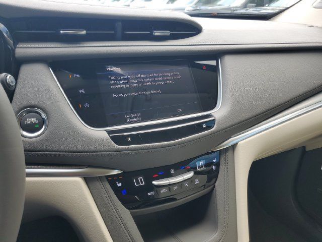 Certified 2026 Cadillac XT5 Premium Luxury w/ Driver Assist Package FWD image 9
