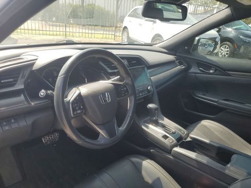 Used 2017 Honda Civic Sport Touring image 2