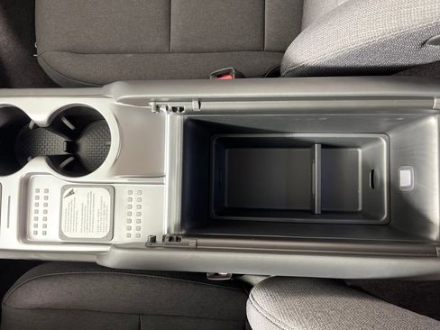 New 2026 Hyundai Ioniq 9 SE AWD/4WD image 25