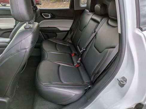 Certified 2022 Jeep Compass Limited AWD/4WD image 23