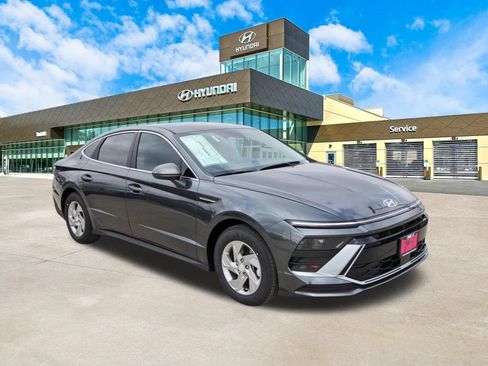 Certified 2026 Hyundai Sonata SE FWD image 3