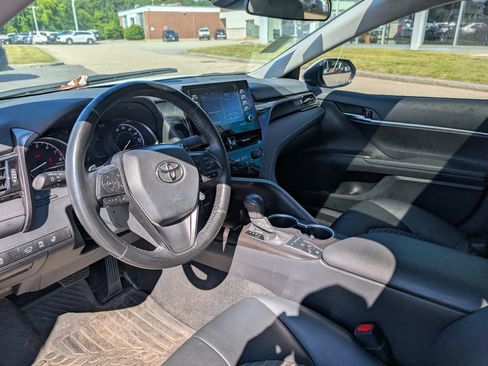 Used 2024 Toyota Camry SE w/ Cold Weather Package AWD/4WD image 17