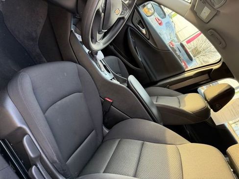 Certified 2025 Chevrolet Malibu LS image 12