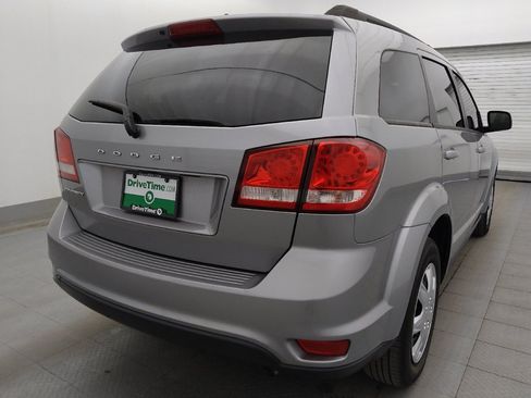 Used 2019 Dodge Journey SE w/ Connectivity Group FWD image 9