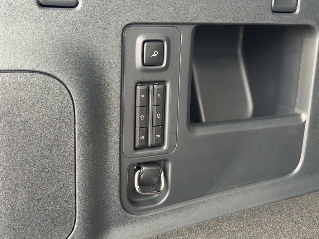 New 2027 Ford Expedition Max King Ranch RWD image 42