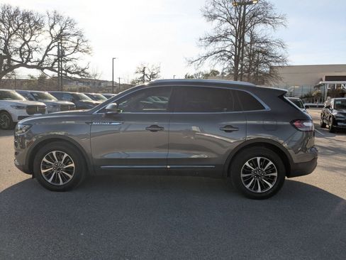 Used 2023 Lincoln Nautilus AWD w/ Premium Package image 6