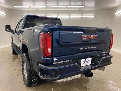 Used 2022 GMC Sierra 2500 AT4 w/ Gooseneck/5TH Wheel Package AWD/4WD image 11