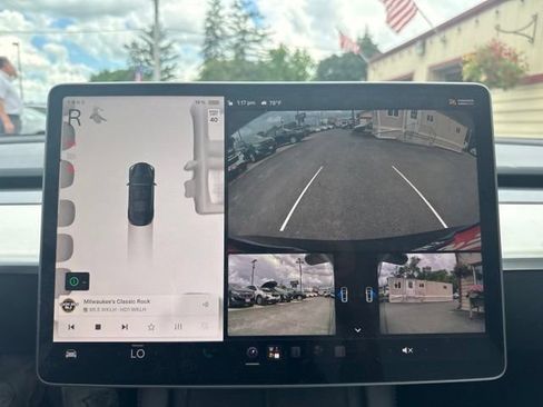 Used 2023 Tesla Model 3 Standard Range RWD image 31