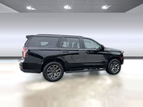 Used 2024 Chevrolet Tahoe Z71 w/ Luxury Package AWD/4WD image 17
