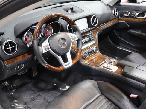 Used 2013 Mercedes-Benz SL 550 image 42
