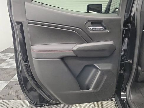 Used 2026 Chevrolet Colorado Z71 AWD/4WD image 17