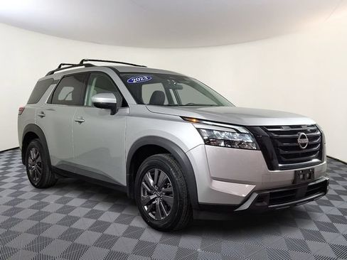 Used 2023 Nissan Pathfinder SV w/ Black Appearance Package AWD/4WD image 1