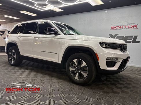 Used 2022 Jeep Grand Cherokee Limited 4xe AWD/4WD image 1