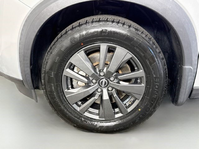 Used 2022 Nissan Pathfinder SV w/ SV Premium Package AWD/4WD image 34