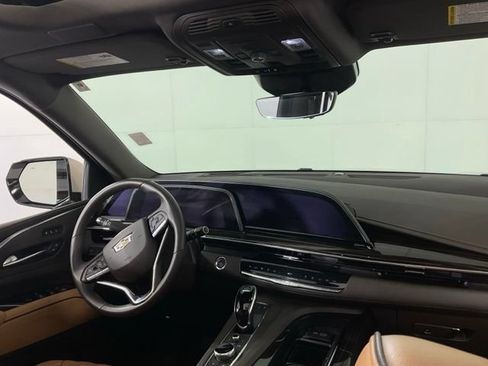 Used 2023 Cadillac Escalade ESV Sport w/ Touring Package AWD/4WD image 27