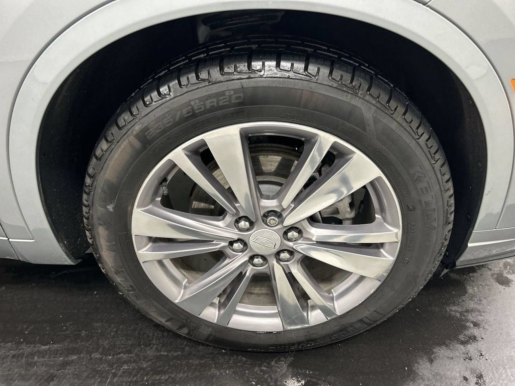 Used 2023 Cadillac XT6 Premium Luxury w/ Technology Package AWD/4WD image 8