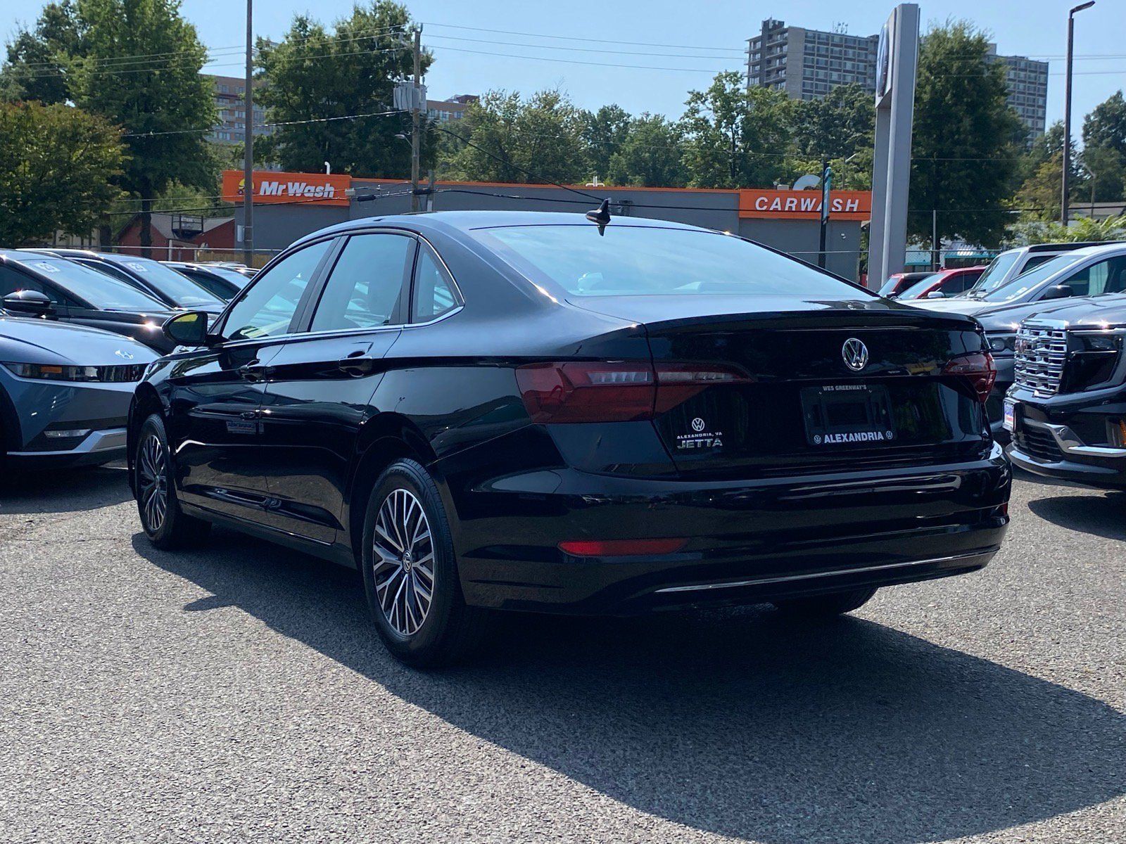 Used 2021 Volkswagen Jetta SE FWD image 4