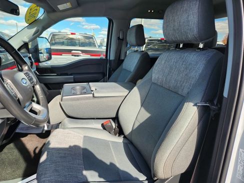 Certified 2022 Ford F150 XLT w/ Equipment Group 302A High image 25