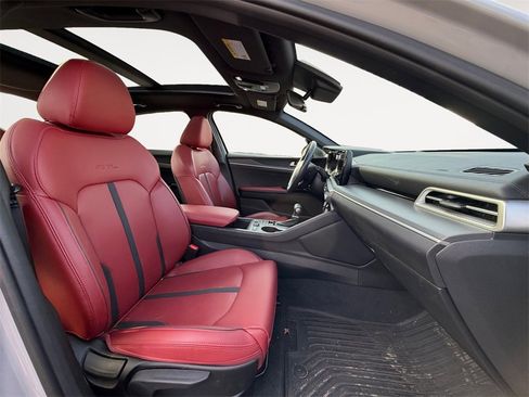 Used 2023 Kia K5 GT-Line image 13