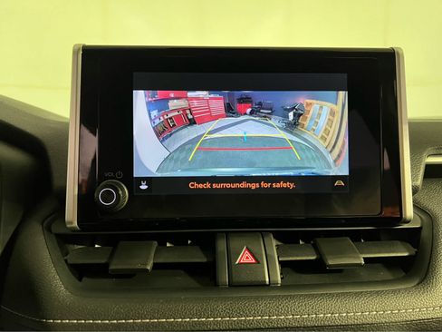 Used 2024 Toyota RAV4 LE AWD/4WD image 14