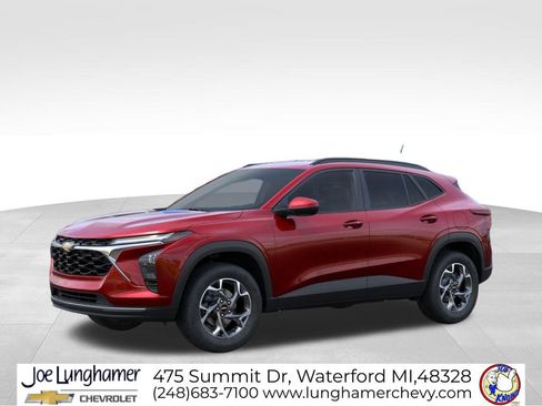 New 2026 Chevrolet Trax LT w/ Driver Confidence Package FWD image 2