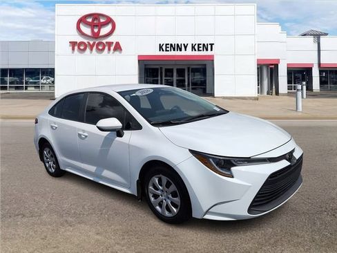 Certified 2026 Toyota Corolla LE FWD image 1