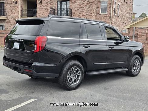 New 2026 Ford Expedition Active RWD image 5