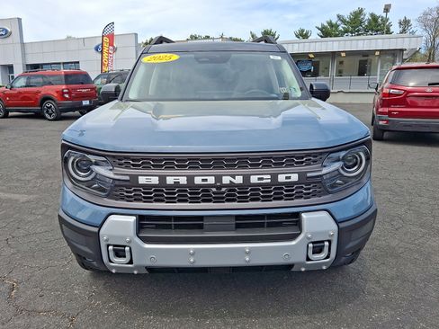 Used 2025 Ford Bronco Sport Badlands w/ Badlands Tech Package AWD/4WD image 2
